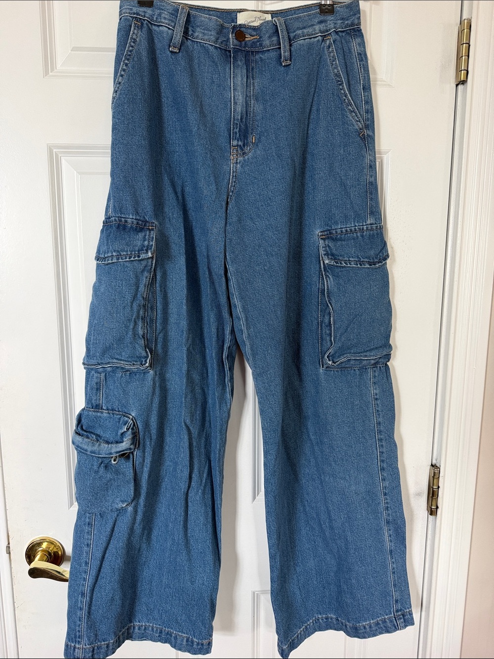 Wide leg,  carpenter style jeans